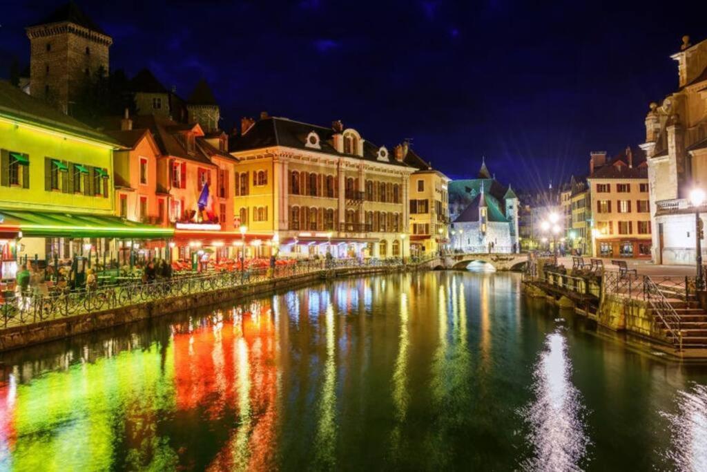 La Perle Carnot - Vieille Ville Annecy Buitenkant foto